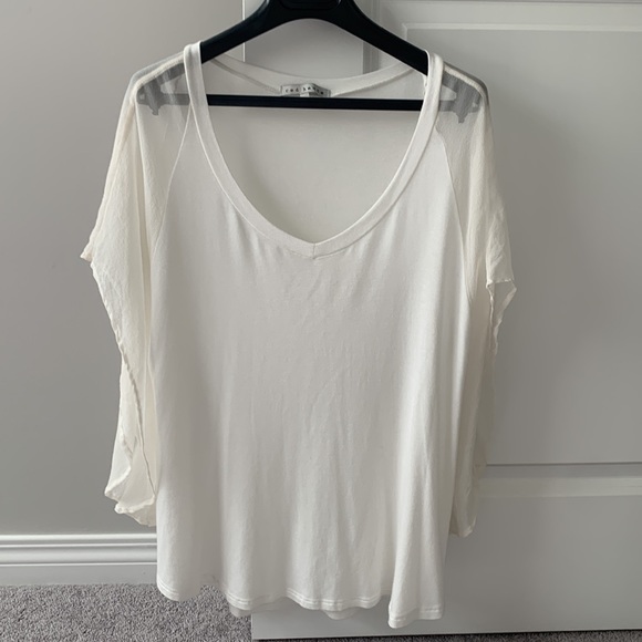 NWOT Ted Haute white top, Flowy, silk, V neck, size S - Picture 8 of 9